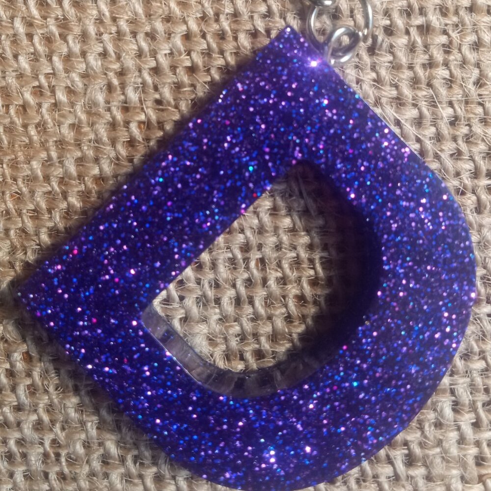 Letter Keychain - Picture 4 of 4
